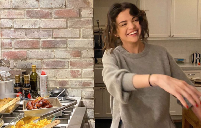 Selena Gomez Is Doing A Cooking Show On HBO Max