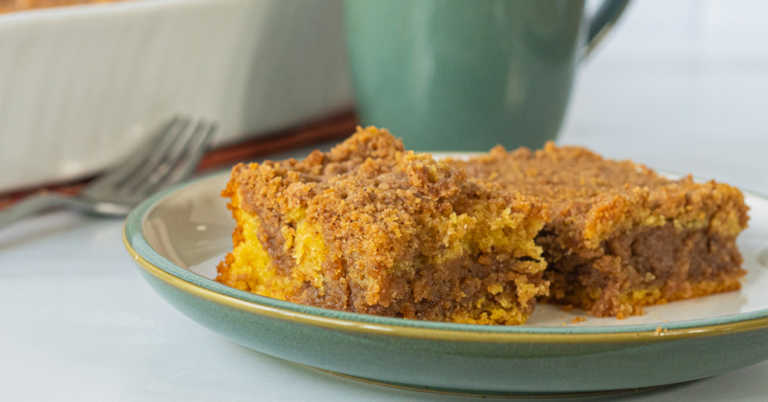 Copycat Starbucks Coffee Cake