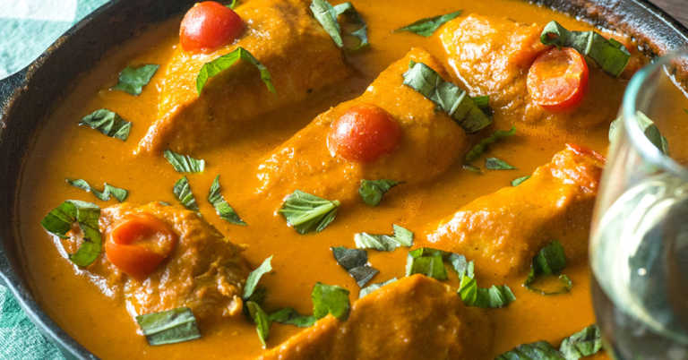 Creamy Tomato Basil Chicken Skillet