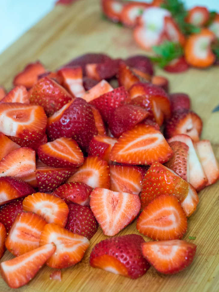 Strawberry Sour Cream Pie | 12 Tomatoes