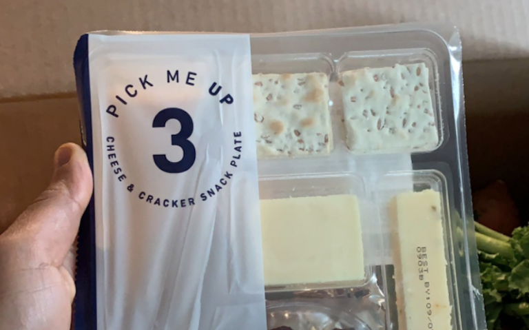 People Are Getting Airplane Snacks Delivered To Their Homes