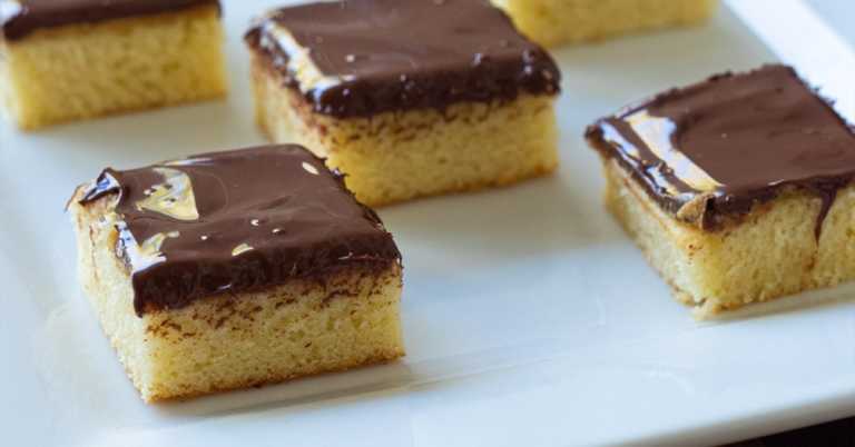Peanut Butter Tandy Cake
