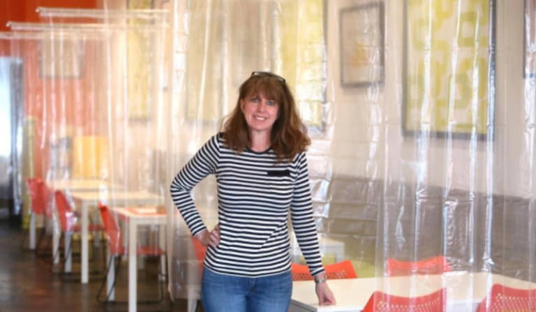 A Restaurant In Ohio Installed Shower Curtains To Protect Diners