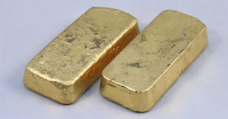 Family Auctions Gold Their Children Found in Linen Cupboard