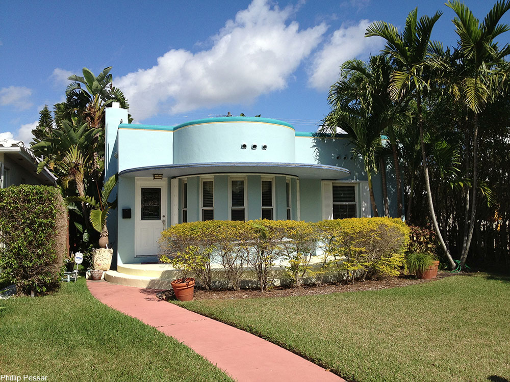 small Art Deco house in Hollywood, Florida