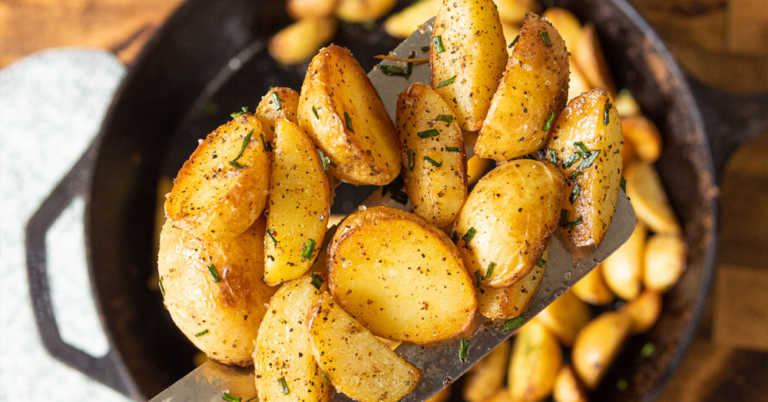 Crispy Salt and Vinegar Potatoes