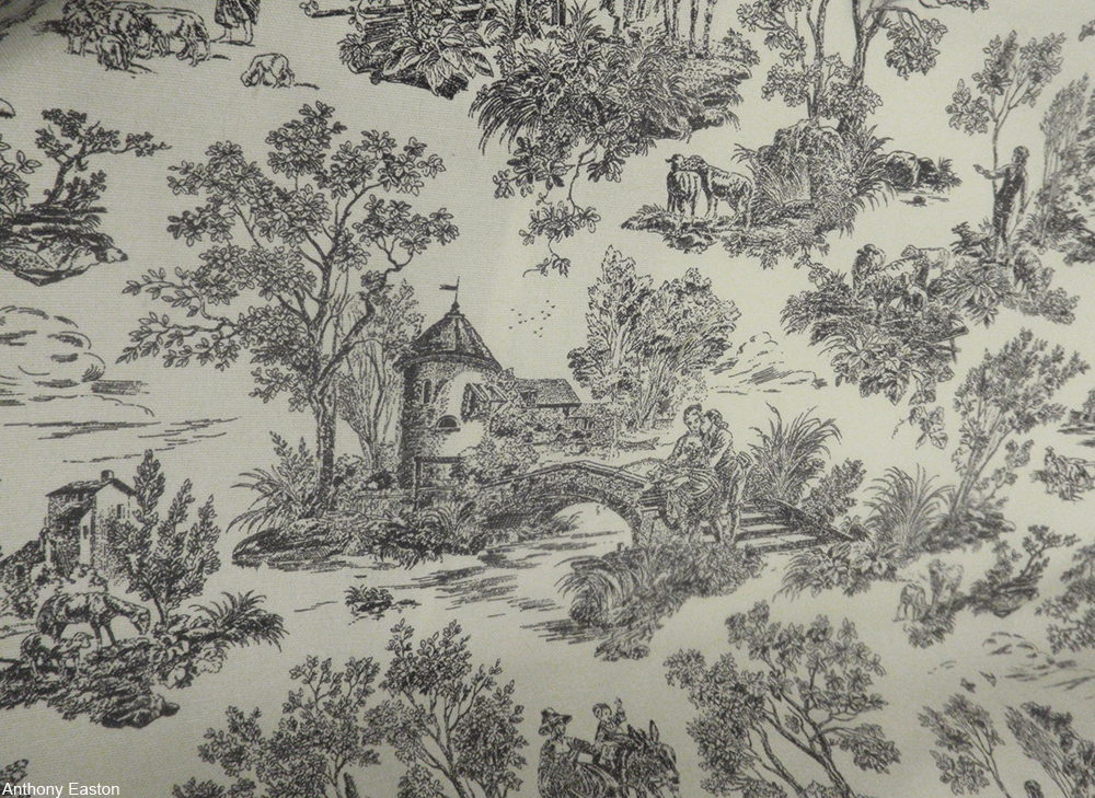 toile wallpaper