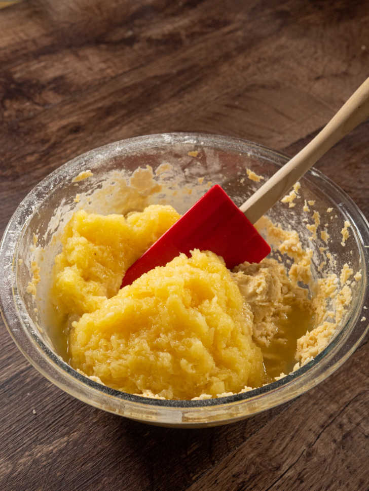 Pineapple Quick Bread 12 Tomatoes