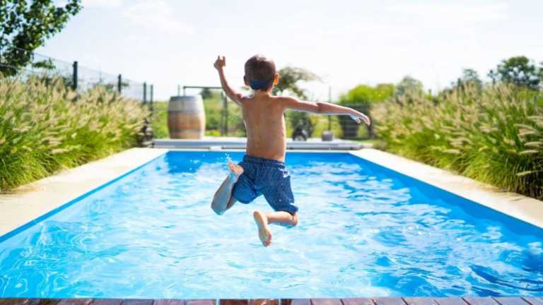 Is It Possible To Get Coronavirus From A Swimming Pool?