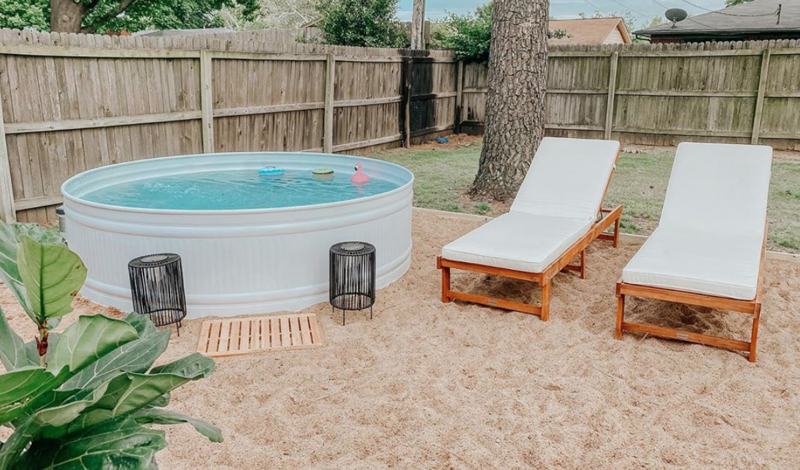 Beat The Summer Heat With A Stock Tank Swimming Pool 12 Tomatoes