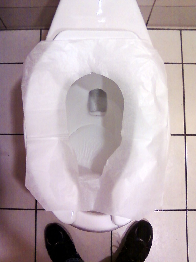 How to Use Public Toilet Seat Covers 