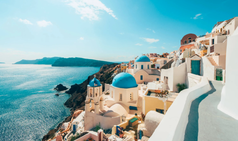 Greece Is Offering Cheap Flights This Summer To Entice Visitors