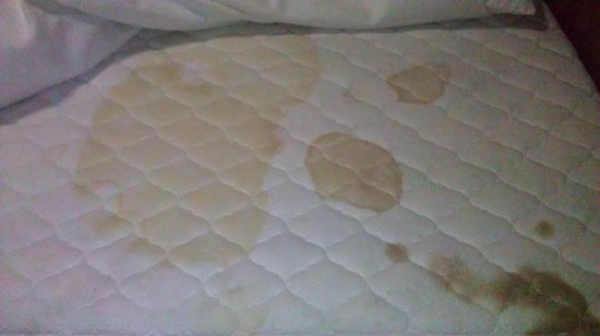 Here’s How to Clean Your Mattress With Baking Soda