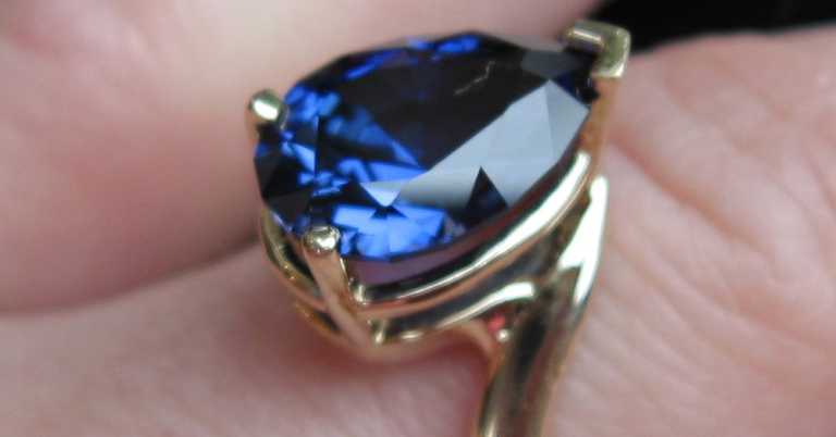 How To Identify Different Cuts of Gemstones
