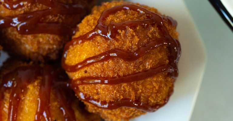 Grit Fritters With Ham