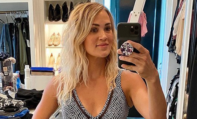 Carrie Underwood’s Bikini Picture Showcases A Brilliant Closet Hack