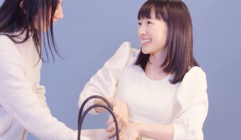How To Organize Your Handbag According To Marie Kondo