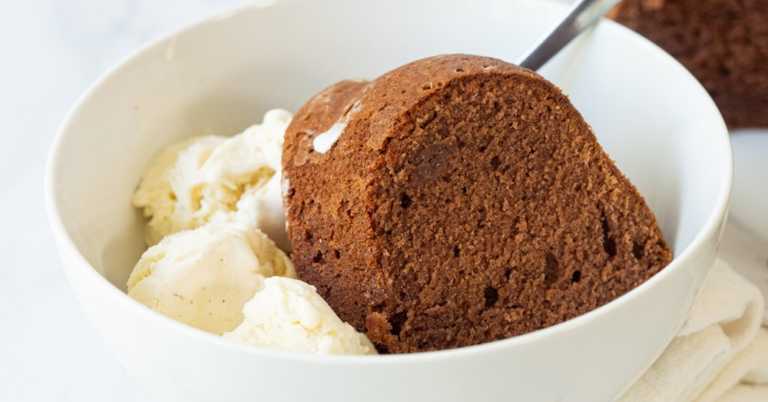 Tennessee Chocolate Pound Cake