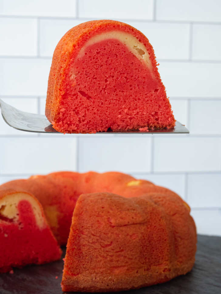 Easy & Delicious Strawberry Bundt Cake