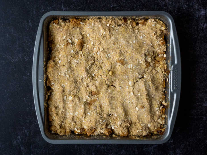 Cinnamon Apple Cornbread Crisp | 12 Tomatoes