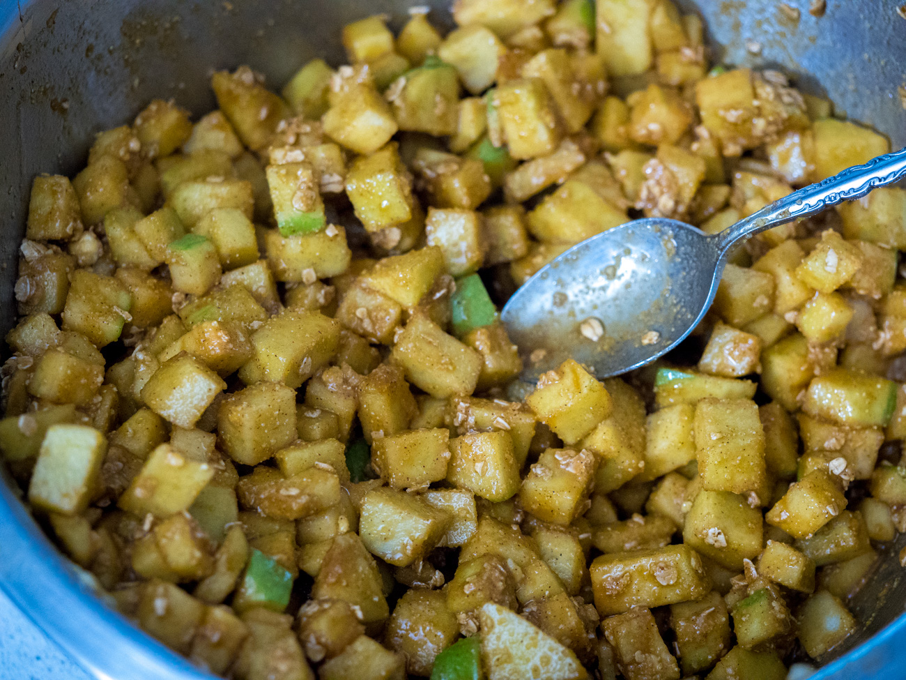 making Cinnamon Apple Cornbread Crisp