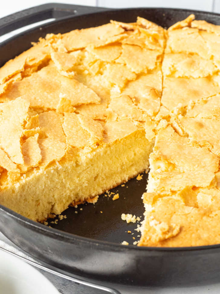 Cast Iron Pound Cake 12 Tomatoes