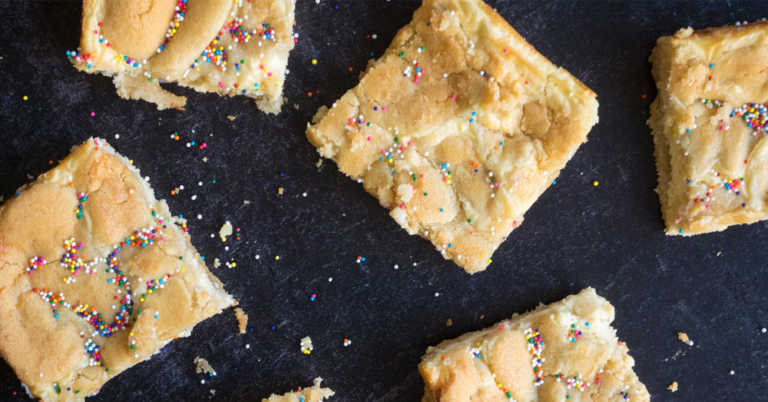 5-Ingredient Sugar Cookie Cheesecake Bars