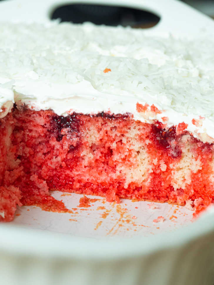 Strawberry Jello Cake ⋆ Real Housemoms