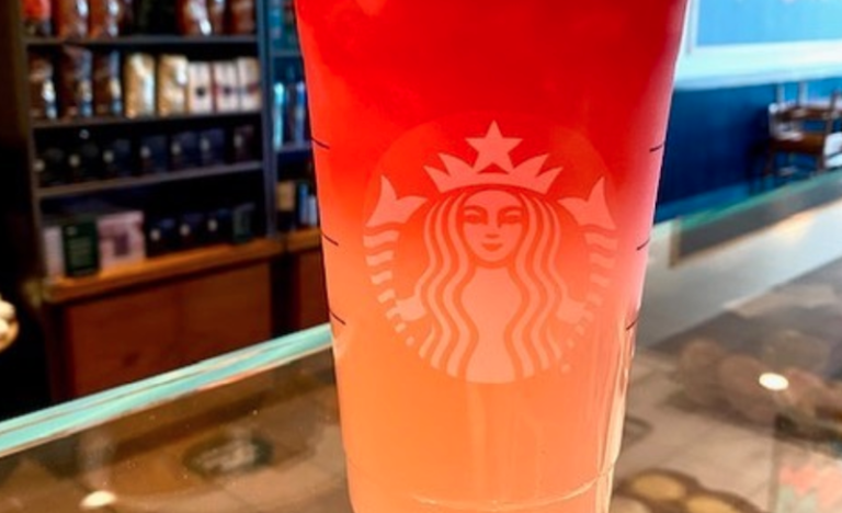 Starbucks Has A Secret ‘Sunset’ Drink That Changes Colors