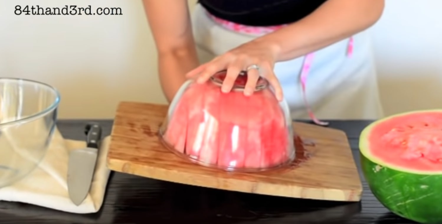 Watermelon Cutting Hacks To Make Your Life Easier 12 Tomatoes