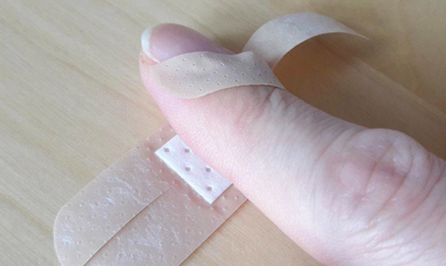 Doctor Shares A Brilliant Trick To Keep BandAids In Place On Your