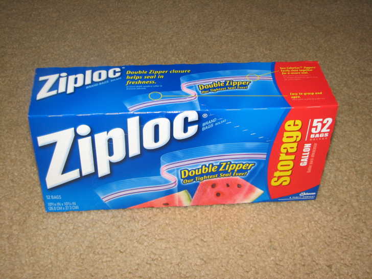 How To Pull The Air Out Of A Ziploc Bag Without A Vacuum Sealer 12