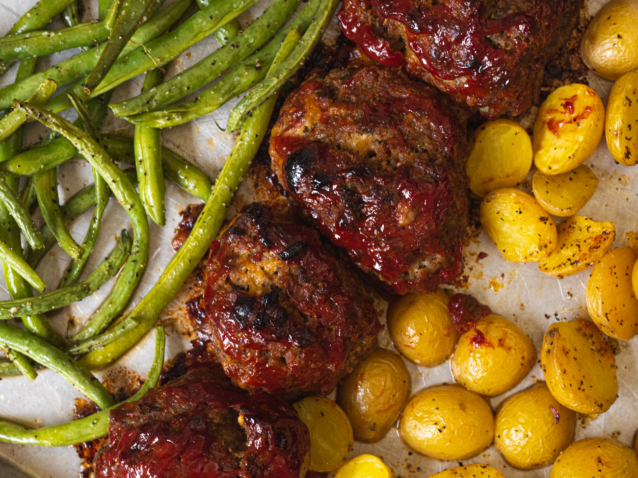 Mini Meatloaf Sheet Pan Dinner – Steph Gaudreau