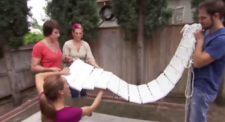 How To Make A DIY Floating Patio Chair