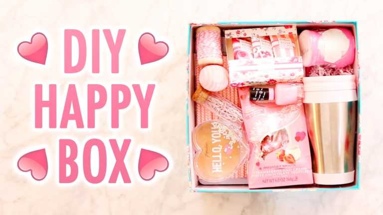 This DIY “Just Because” Gift Box Makes A Perfect Quarantine Present For The Friends You Miss