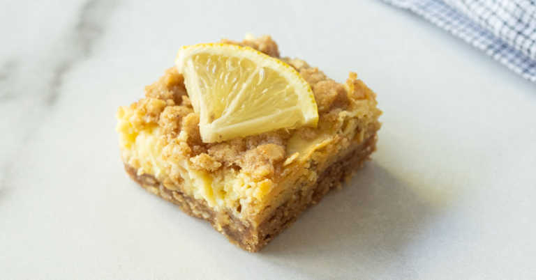 Creamy Lemon Crumb Bars
