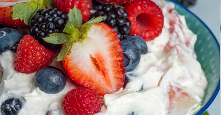 Very Berry Cheesecake Salad