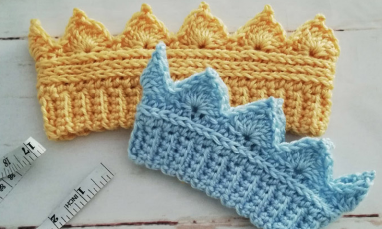How To Make A DIY Crochet Crown Ear Warmer