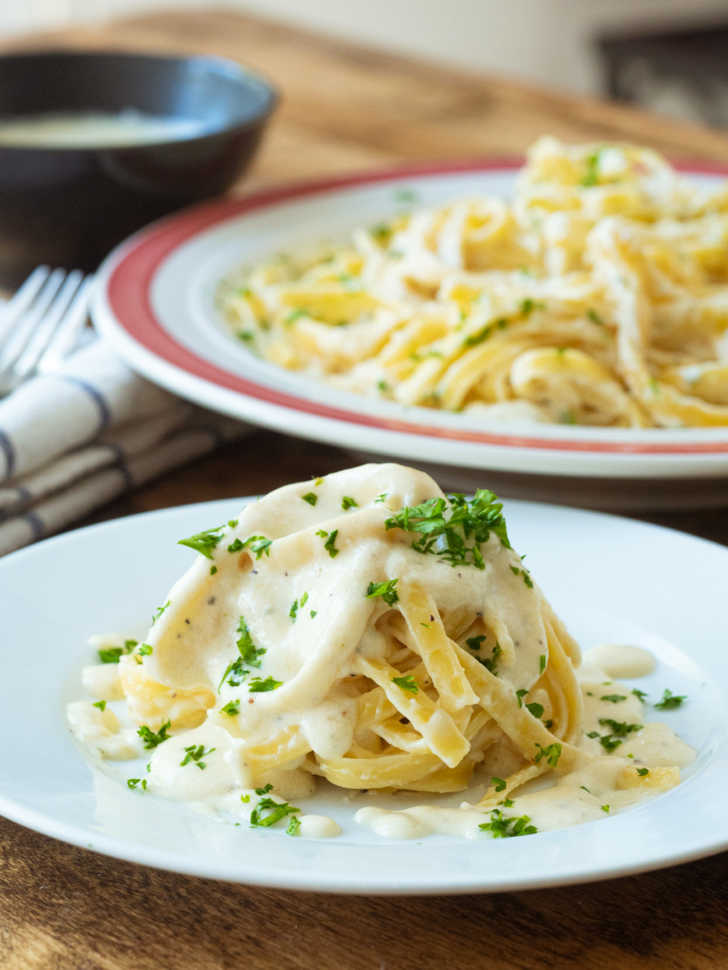 Olive Garden Dipping Sauces for Breadsticks - Alfredo Sauce