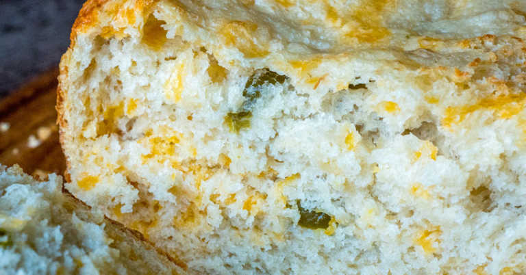 Slow Cooker Jalapeño Cheddar Bread