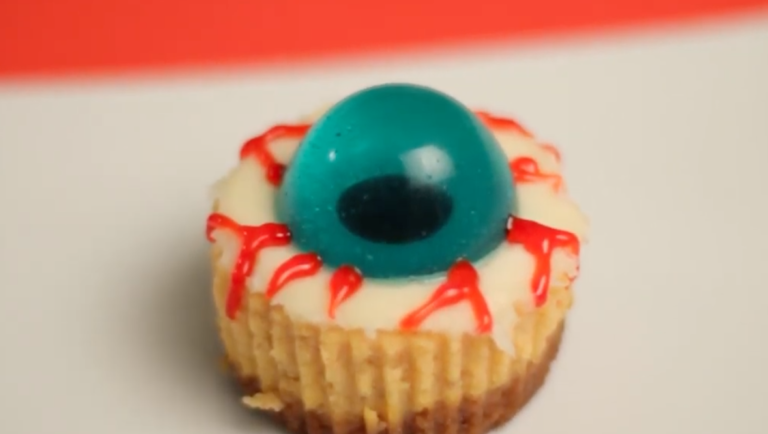 How To Make Jell-O-Eyeball Cheesecake Bites For Halloween