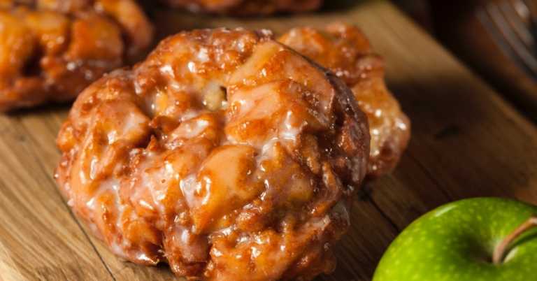 Traditional Apple Fritters