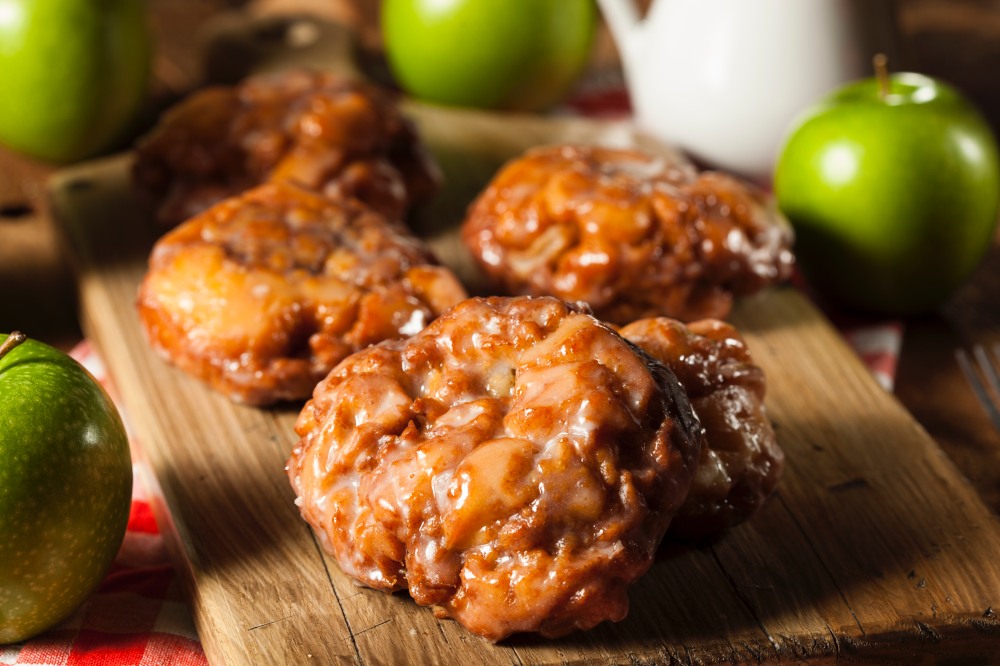 Traditional Apple Fritters | 12 Tomatoes