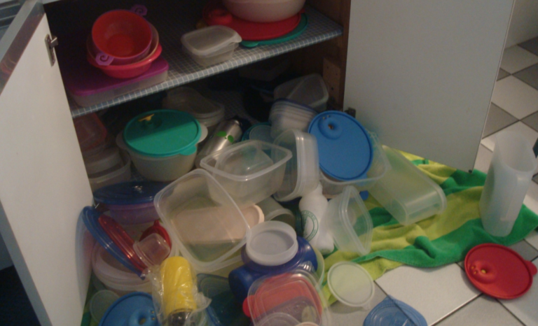 The Best Way To Store Plastic Tupperware