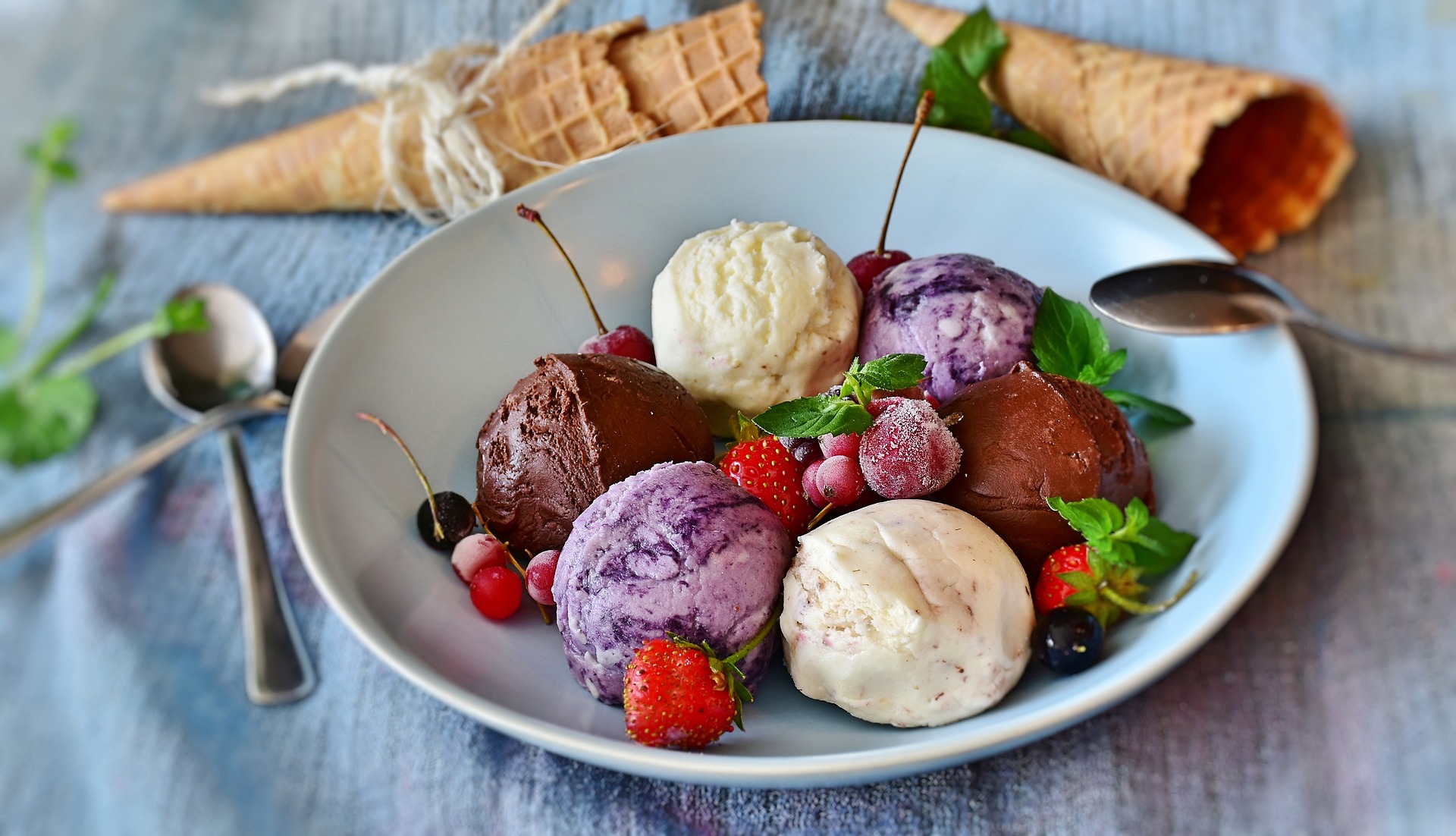 Put the ice cream on ziplock bag or grocery bag to avoid a freezer burn and  also makes the ice cream easier to scoop. (My pastry chef told me this 😀) 