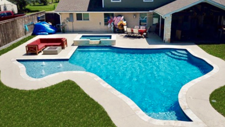 Family Puts A Custom Texas-Shaped Pool In Their Backyard