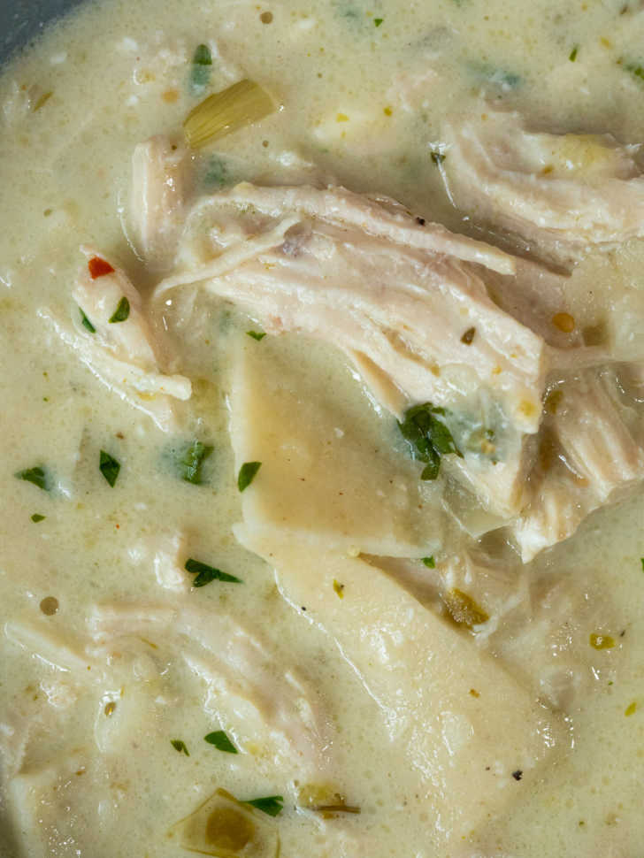 Green Enchilada Chicken Soup (Crockpot)