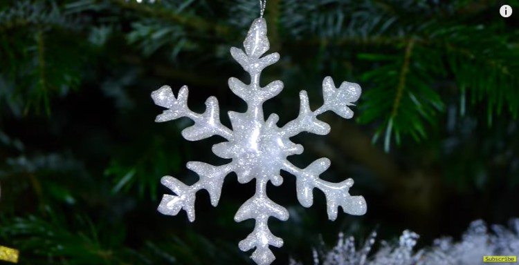 Glue Gun Snowflakes