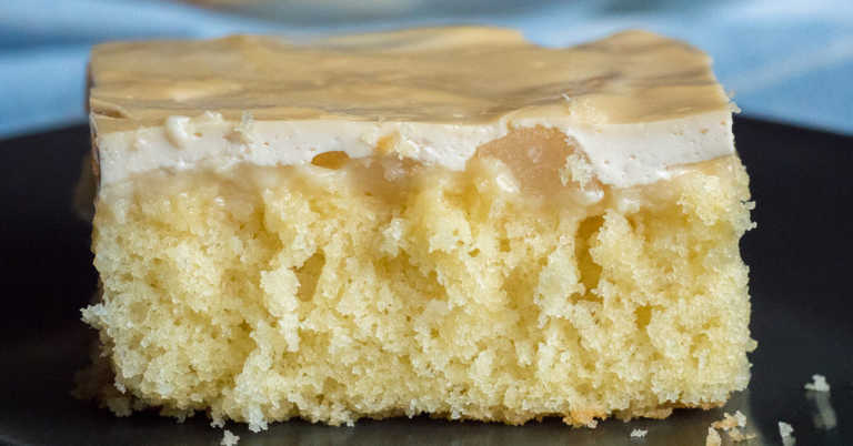 Pear Sour Cream Sheet Cake