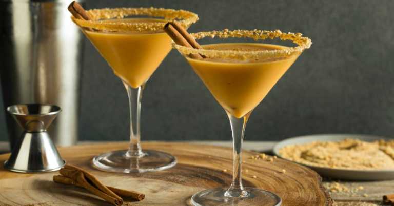Sweet and Spiced Pumpkintini